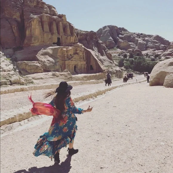 Meet your seller πβοΈπβ‘οΈβοΈ - Picture 8 of 16